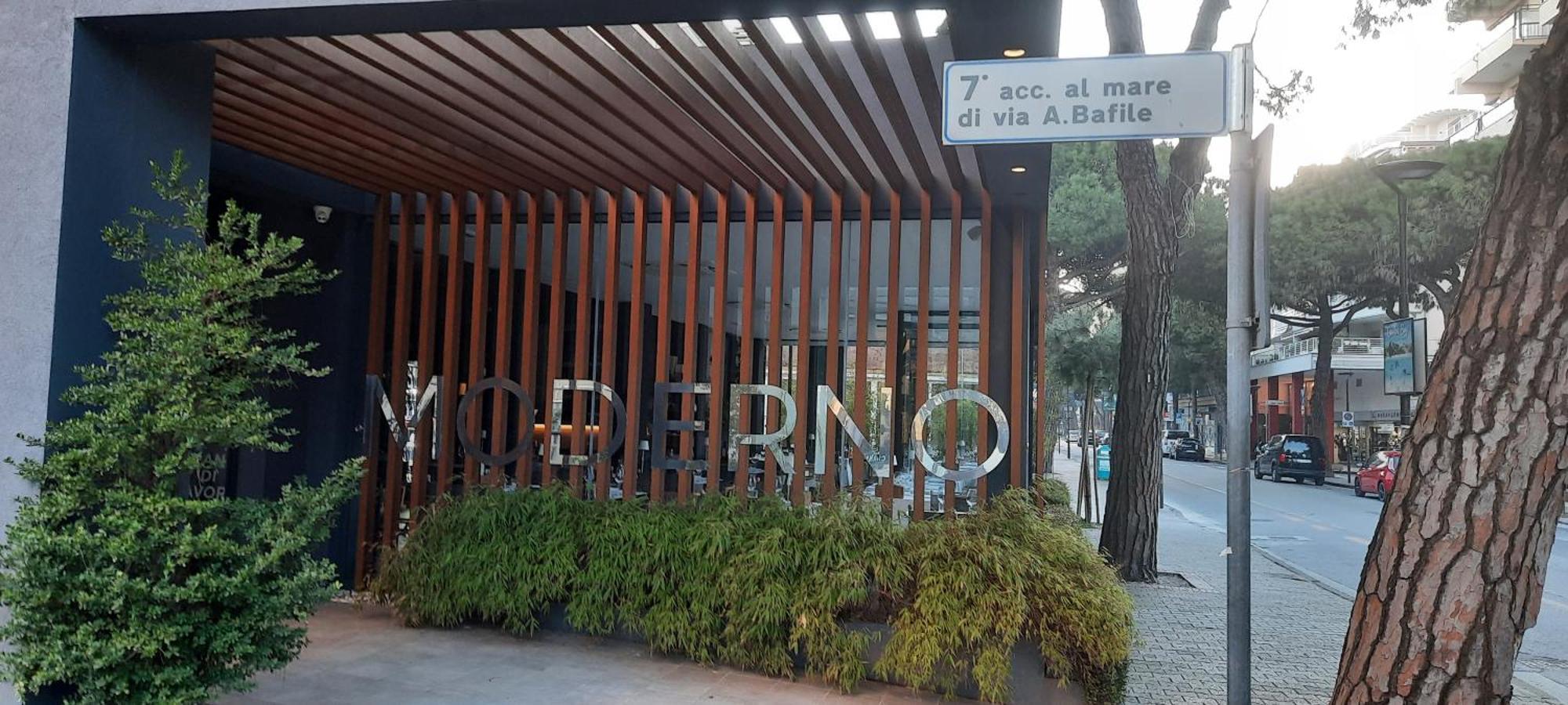 Hotel Moderno